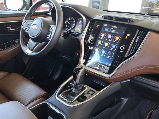 Used 2025 Subaru Outback Touring w/ Popular Package #2 AWD/4WD image 35