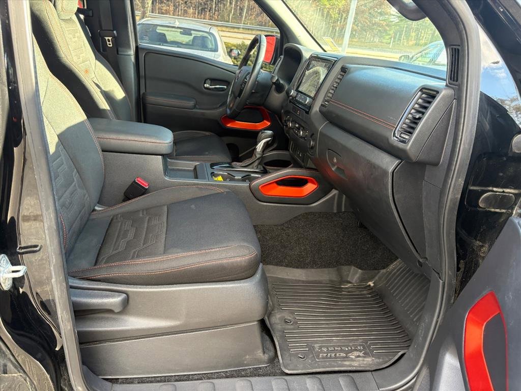 Certified 2022 Nissan Frontier PRO-4X w/ Off-Road Protection Package image 19