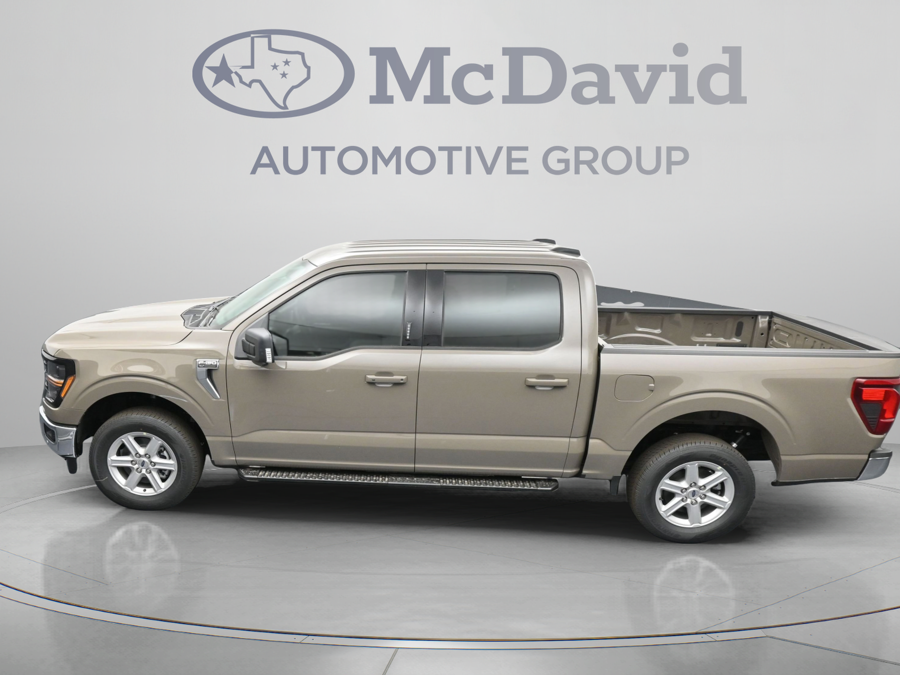 Used 2026 Ford F150 XLT w/ Equipment Group 302A MID RWD image 21