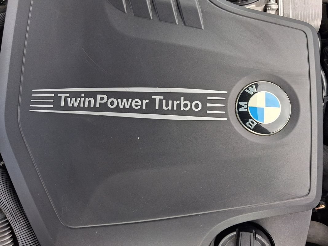 Used 2014 BMW 528i xDrive Sedan AWD/4WD image 10