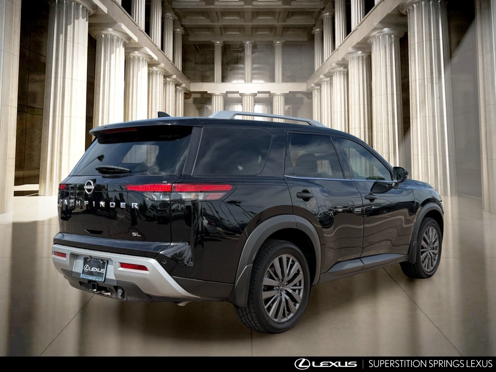 Used 2024 Nissan Pathfinder SL w/ SL Premium Package FWD image 4