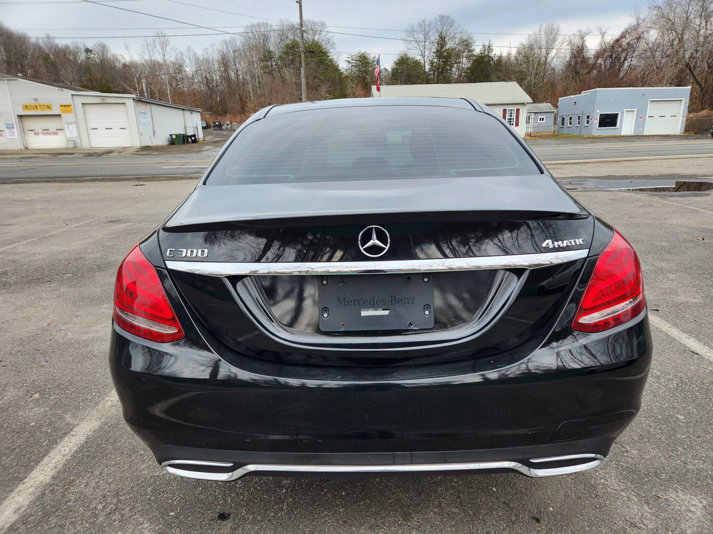Used 2016 Mercedes-Benz C 300 4MATIC Sedan w/ Multimedia Package image 9
