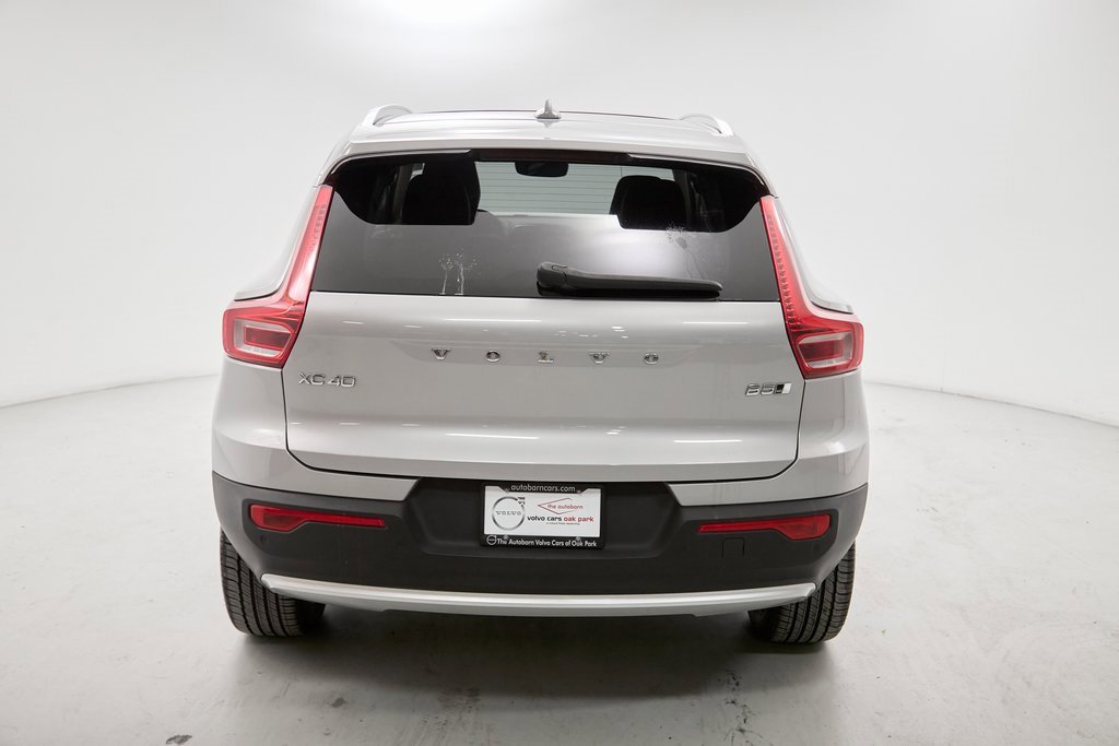 Used 2023 Volvo XC40 B5 Ultimate w/ Protection Package Premier image 8