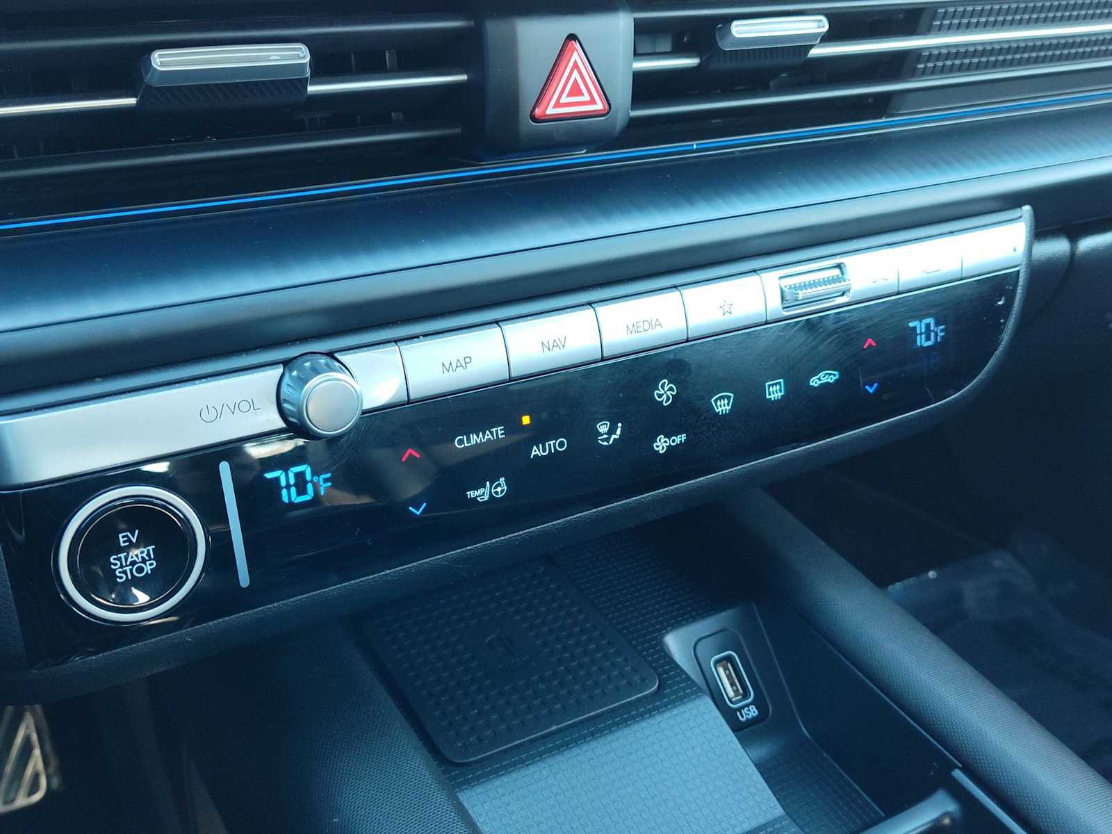 Certified 2024 Hyundai Ioniq 6 Limited image 24