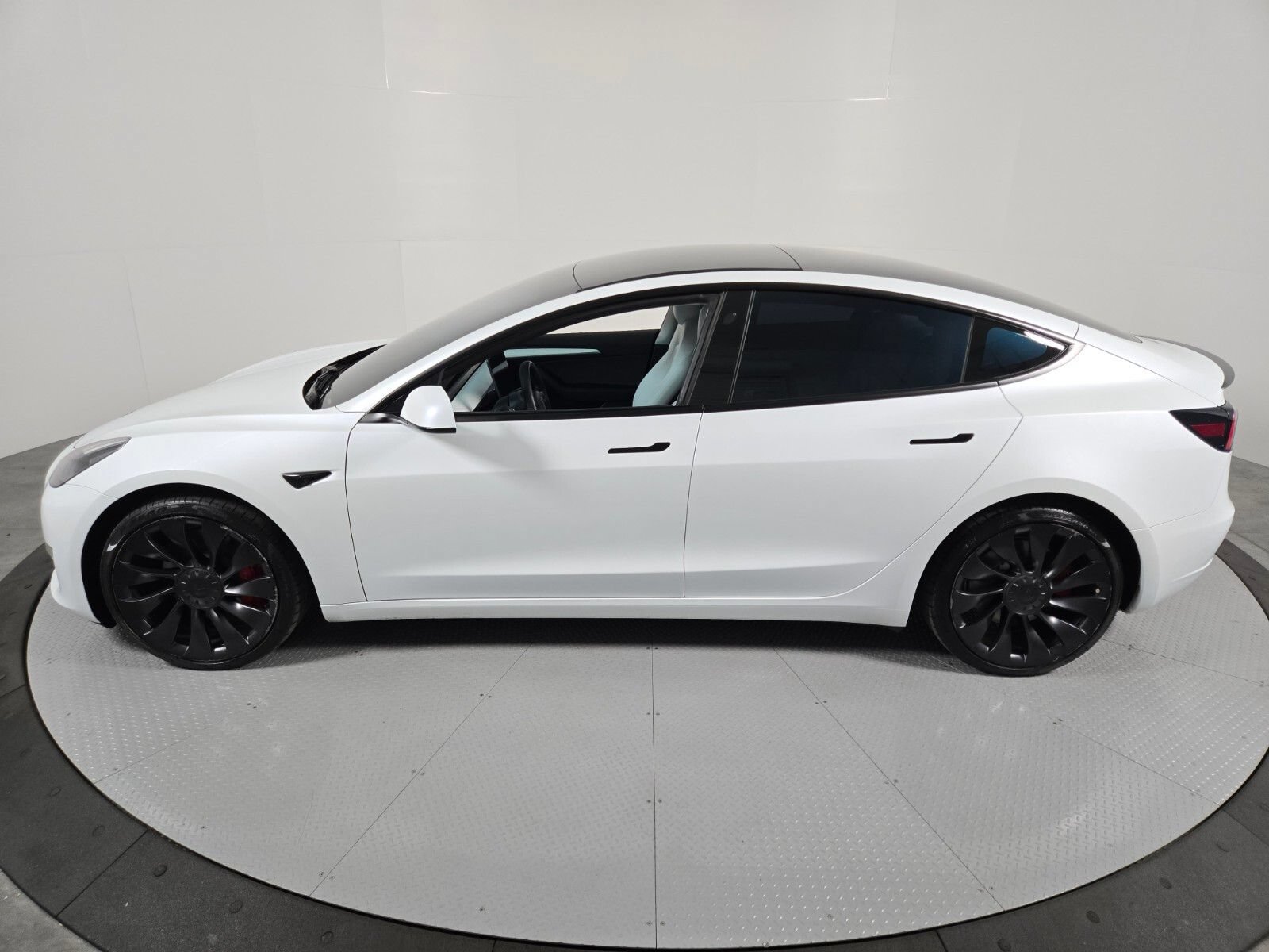 Used 2023 Tesla Model 3 Performance AWD/4WD image 32