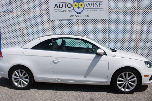 Used 2015 Volkswagen Eos Komfort image 2