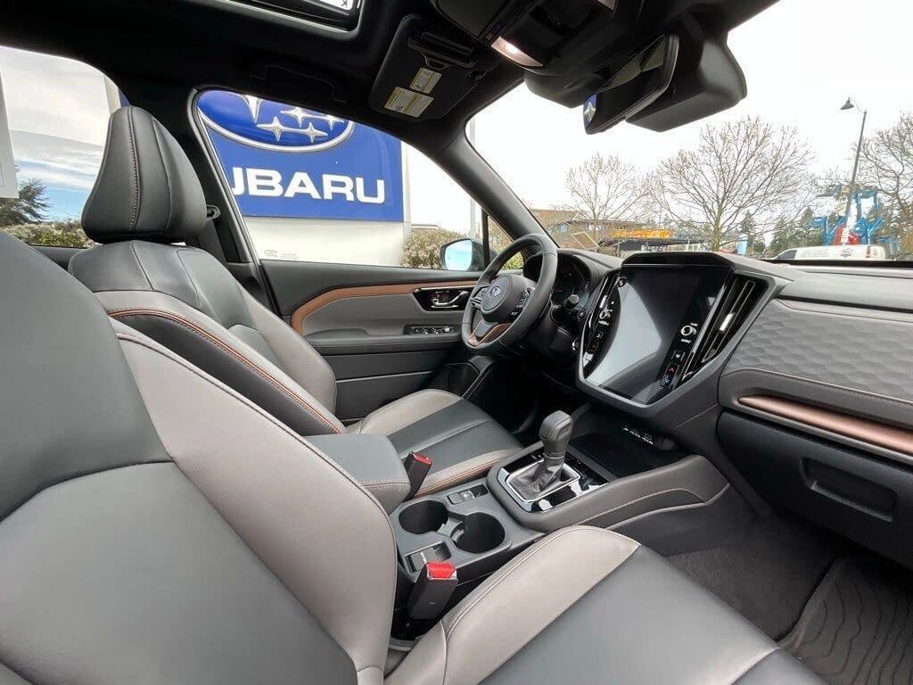 Used 2025 Subaru Forester Sport image 18