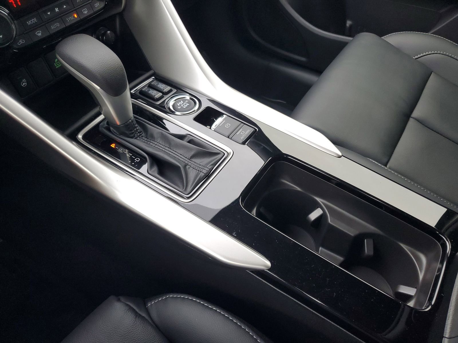 New 2026 Mitsubishi Eclipse Cross SEL image 19