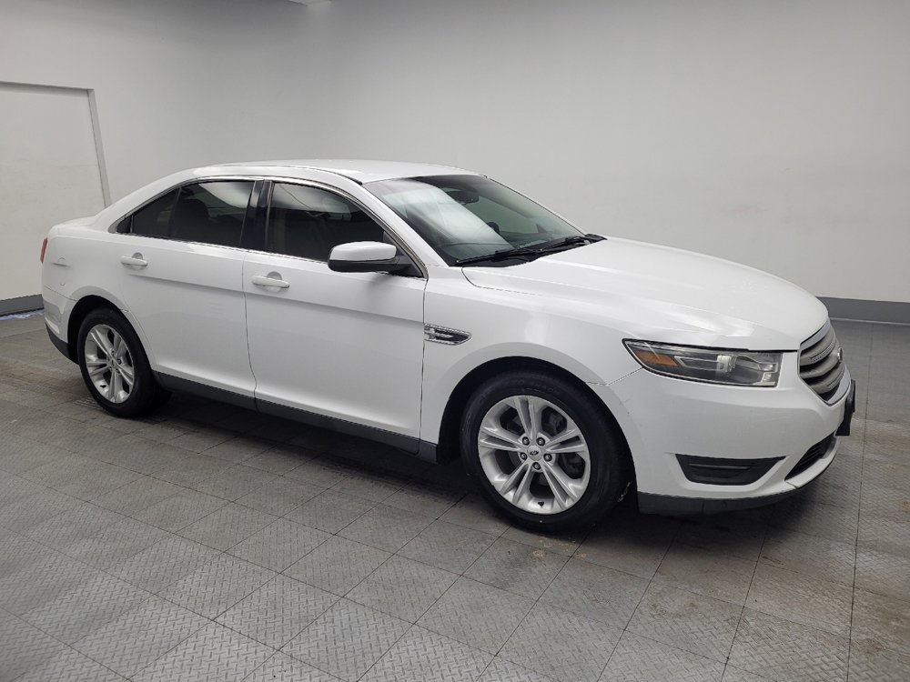 Used 2014 Ford Taurus SEL image 11