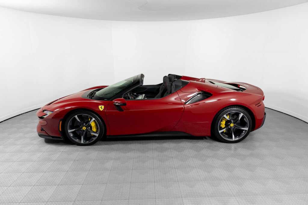 Certified 2023 Ferrari SF90 Spider image 7