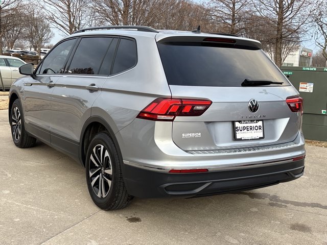 Used 2024 Volkswagen Tiguan S image 8