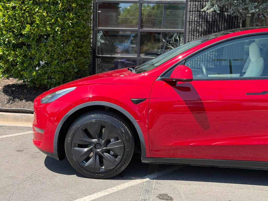 Used 2021 Tesla Model Y Long Range AWD/4WD image 10