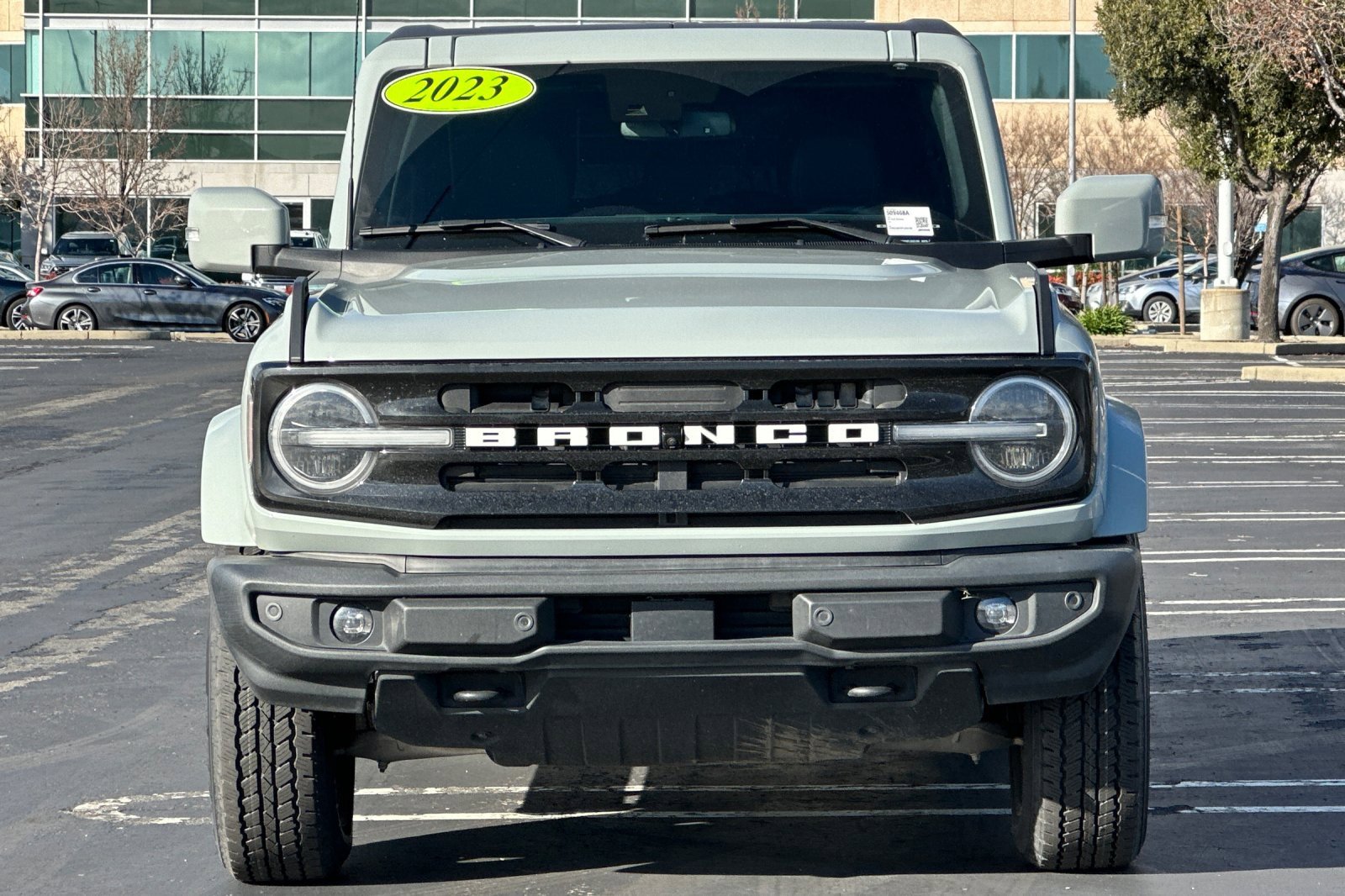 Used 2023 Ford Bronco Outer Banks image 9