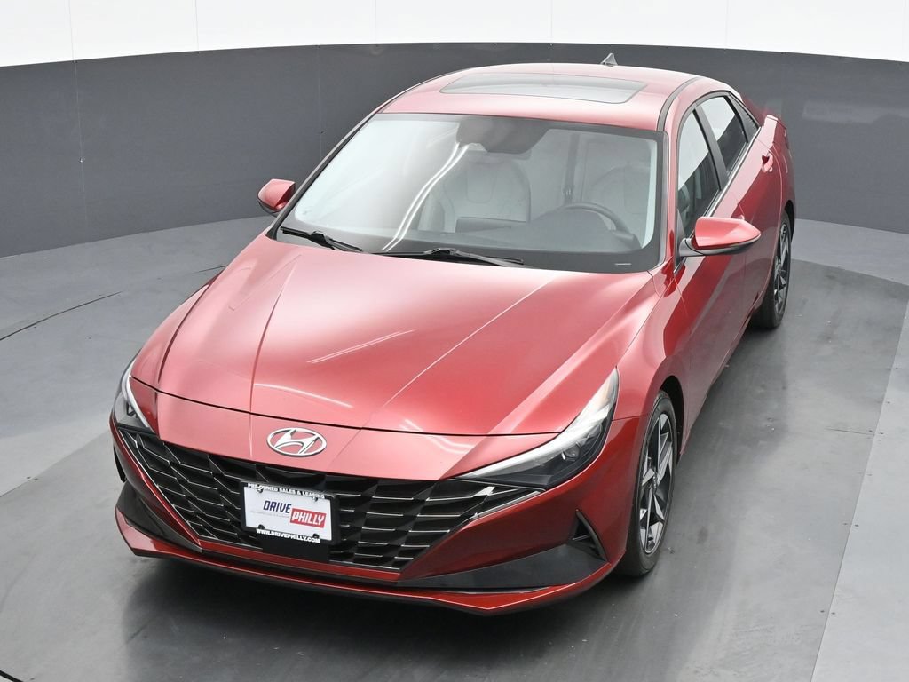 Used 2023 Hyundai Elantra Limited FWD image 17