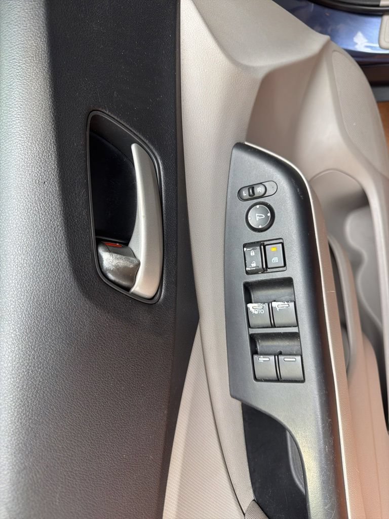 Used 2014 Honda CR-V LX image 22