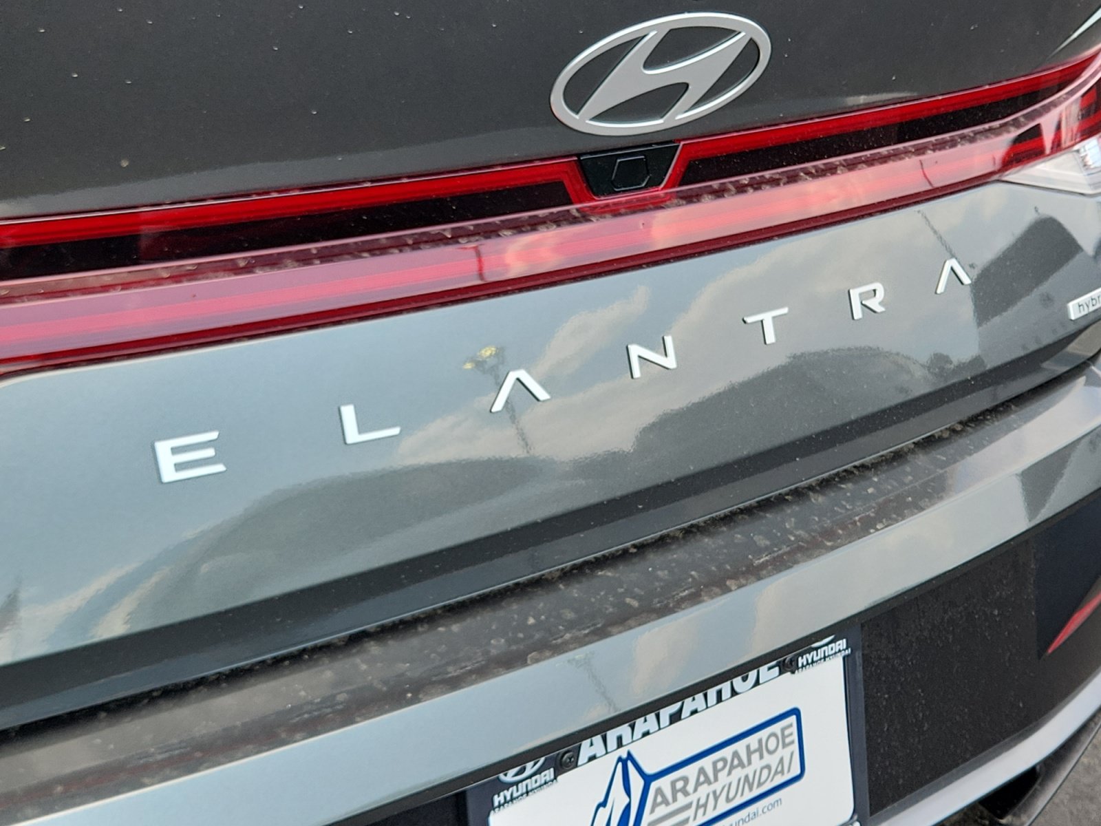 New 2026 Hyundai Elantra Limited FWD image 24