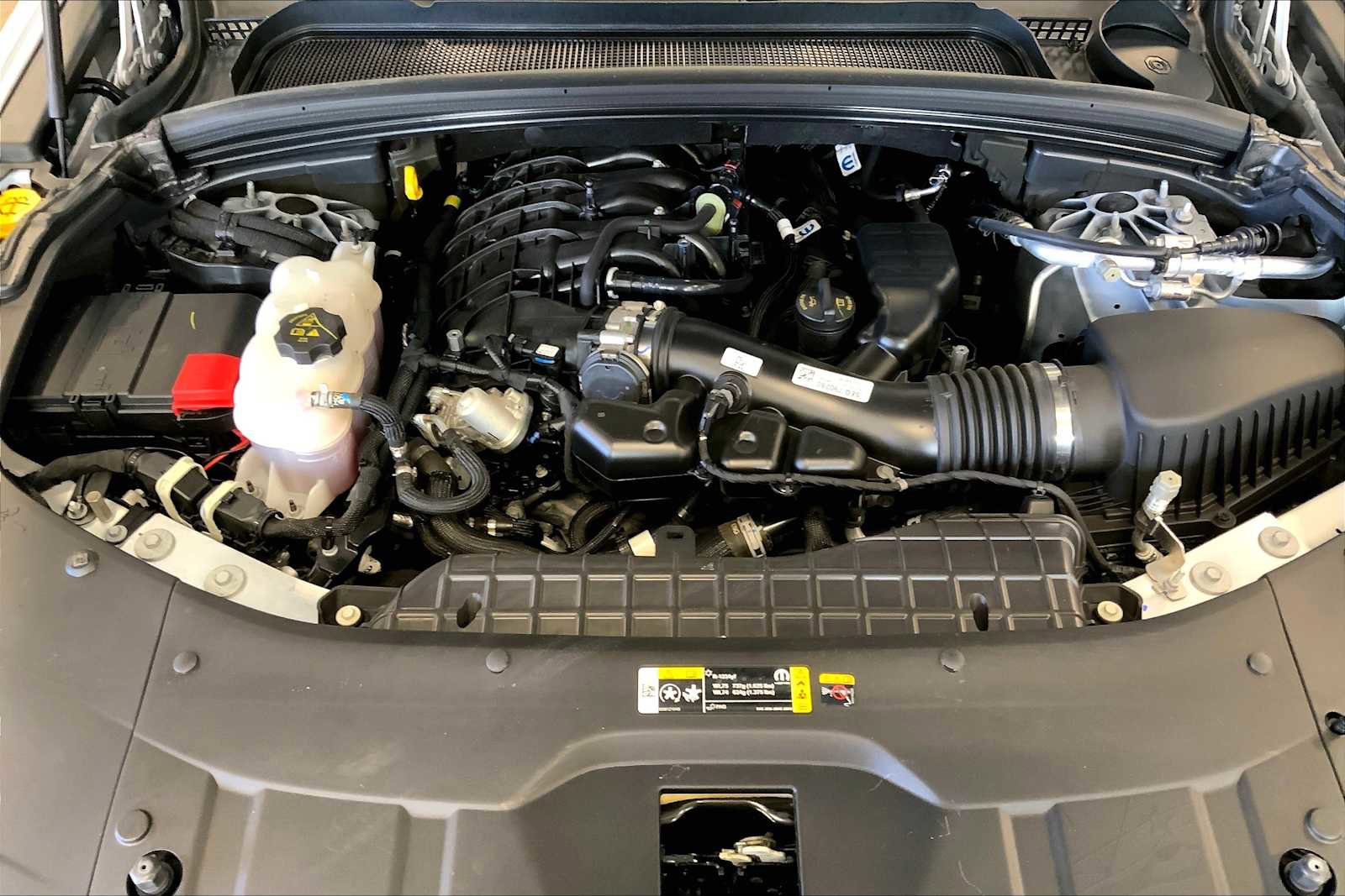 Used 2024 Jeep Grand Cherokee Laredo X w/ Trailer Tow Package image 31