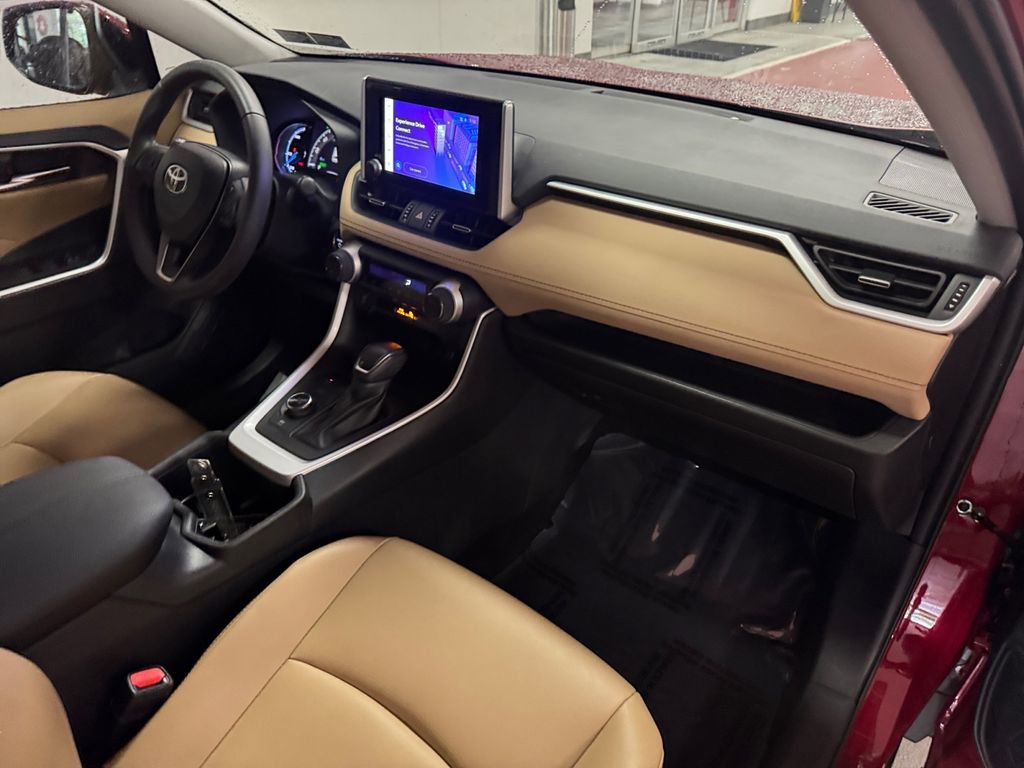 Used 2024 Toyota RAV4 XLE Premium AWD/4WD image 16