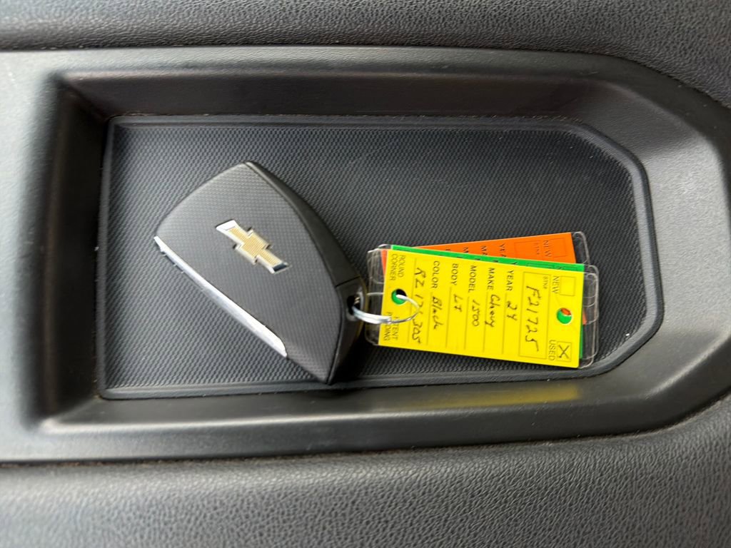 Used 2024 Chevrolet Silverado 1500 LT w/ Protection Package image 28