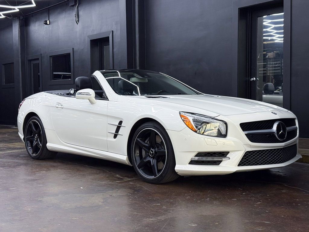 Used 2013 Mercedes-Benz SL 550 w/ Premium Pkg image 9