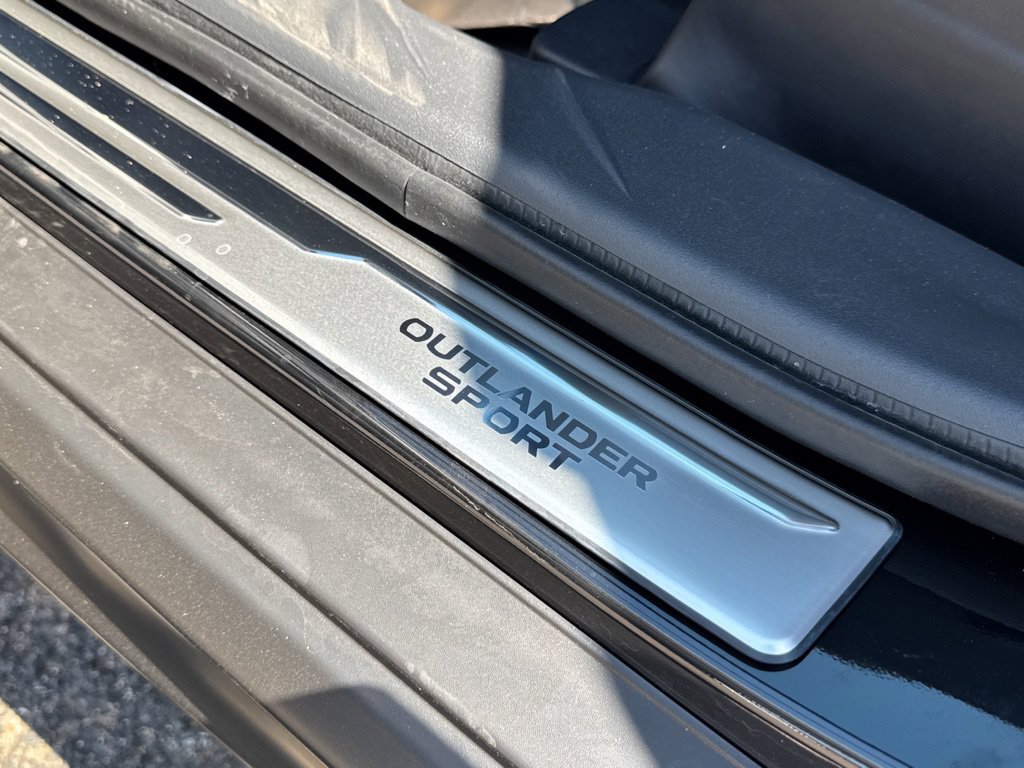 New 2027 Mitsubishi Outlander Sport SE FWD image 23