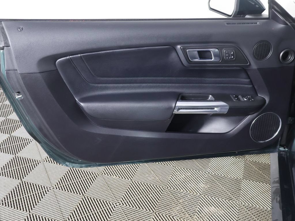 Used 2019 Ford Mustang Bullitt RWD image 23
