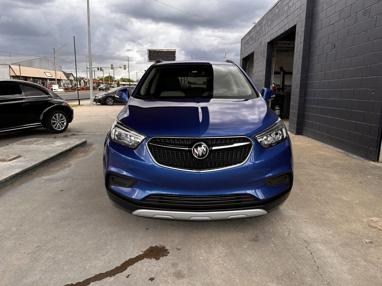 Used 2017 Buick Encore Preferred AWD/4WD image 3