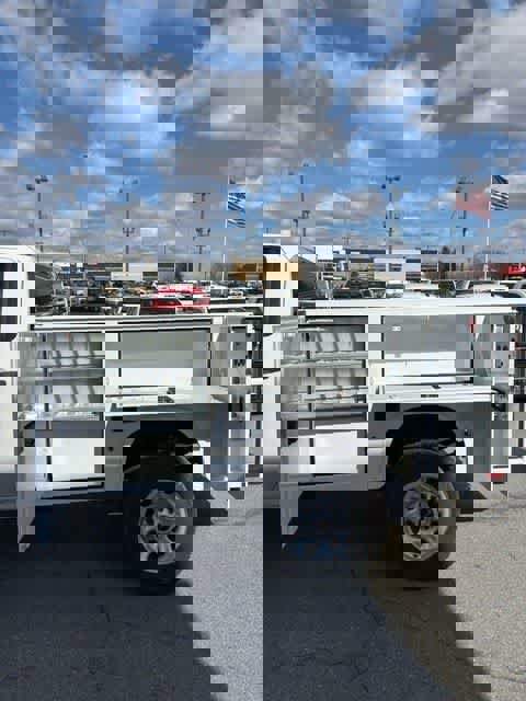 New 2024 GMC Sierra 3500 Pro w/ Convenience Package image 6