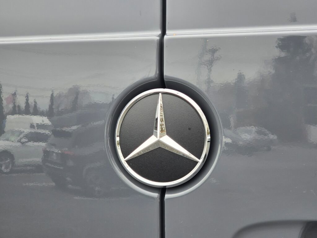 New 2025 Mercedes-Benz Sprinter 2500 image 11