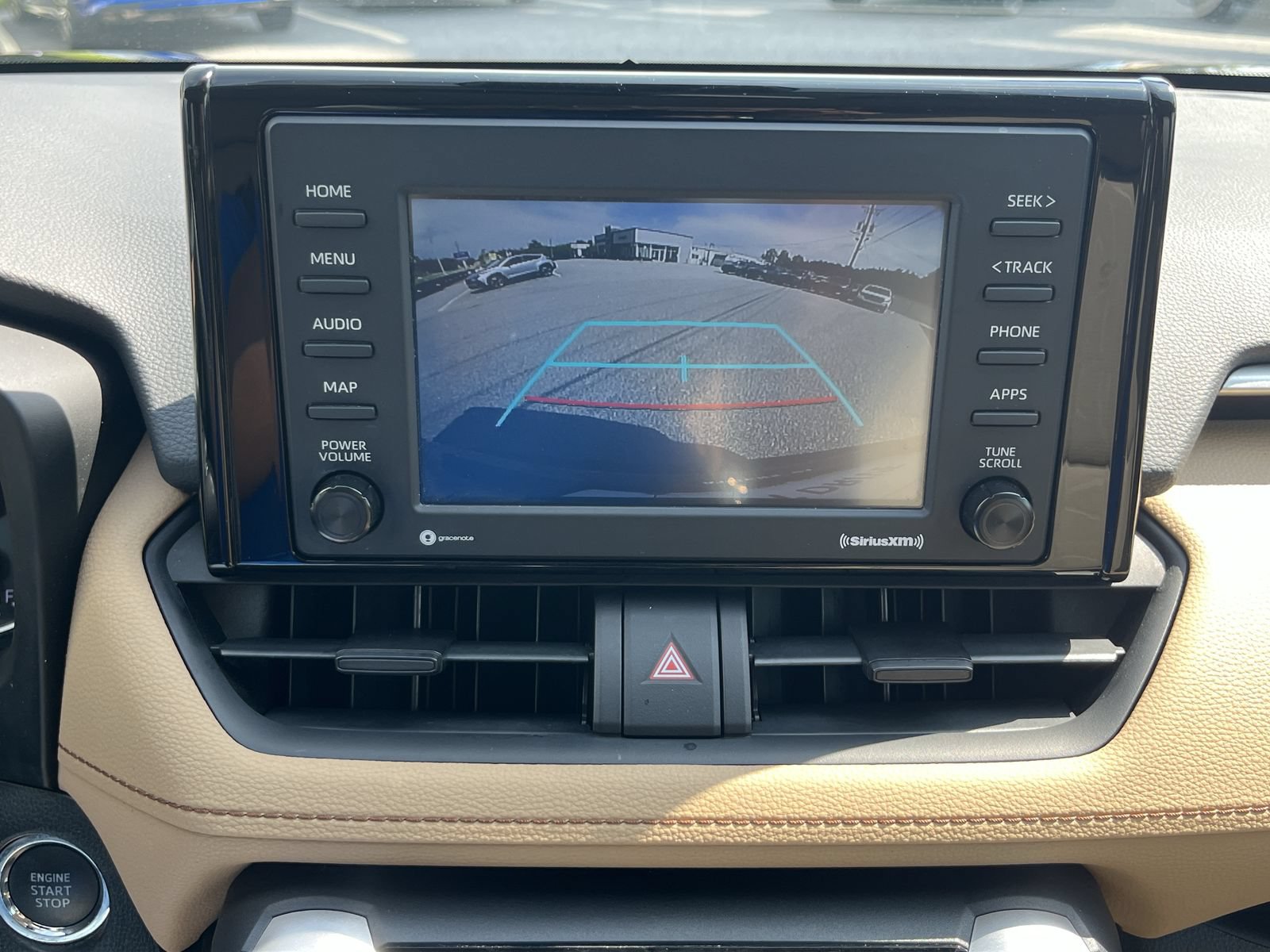 Used 2021 Toyota RAV4 XLE FWD image 21