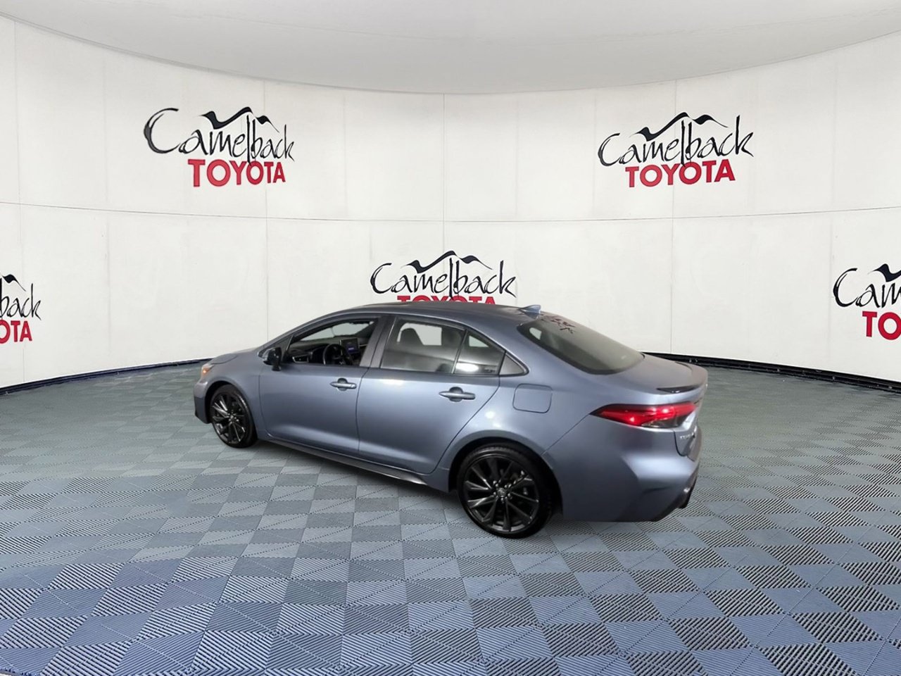 Used 2024 Toyota Corolla XSE FWD image 8