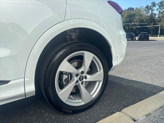 Certified 2025 Audi Q5 Premium AWD/4WD image 36