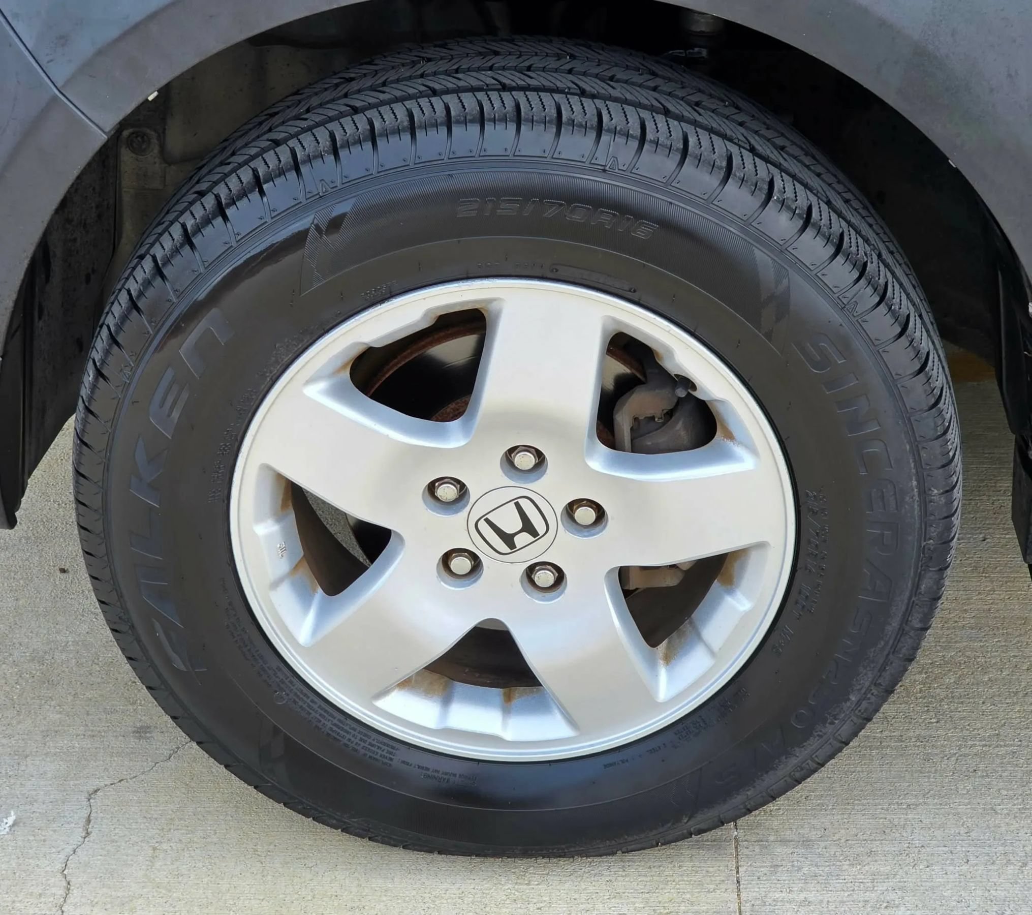 Used 2005 Honda Element EX image 27