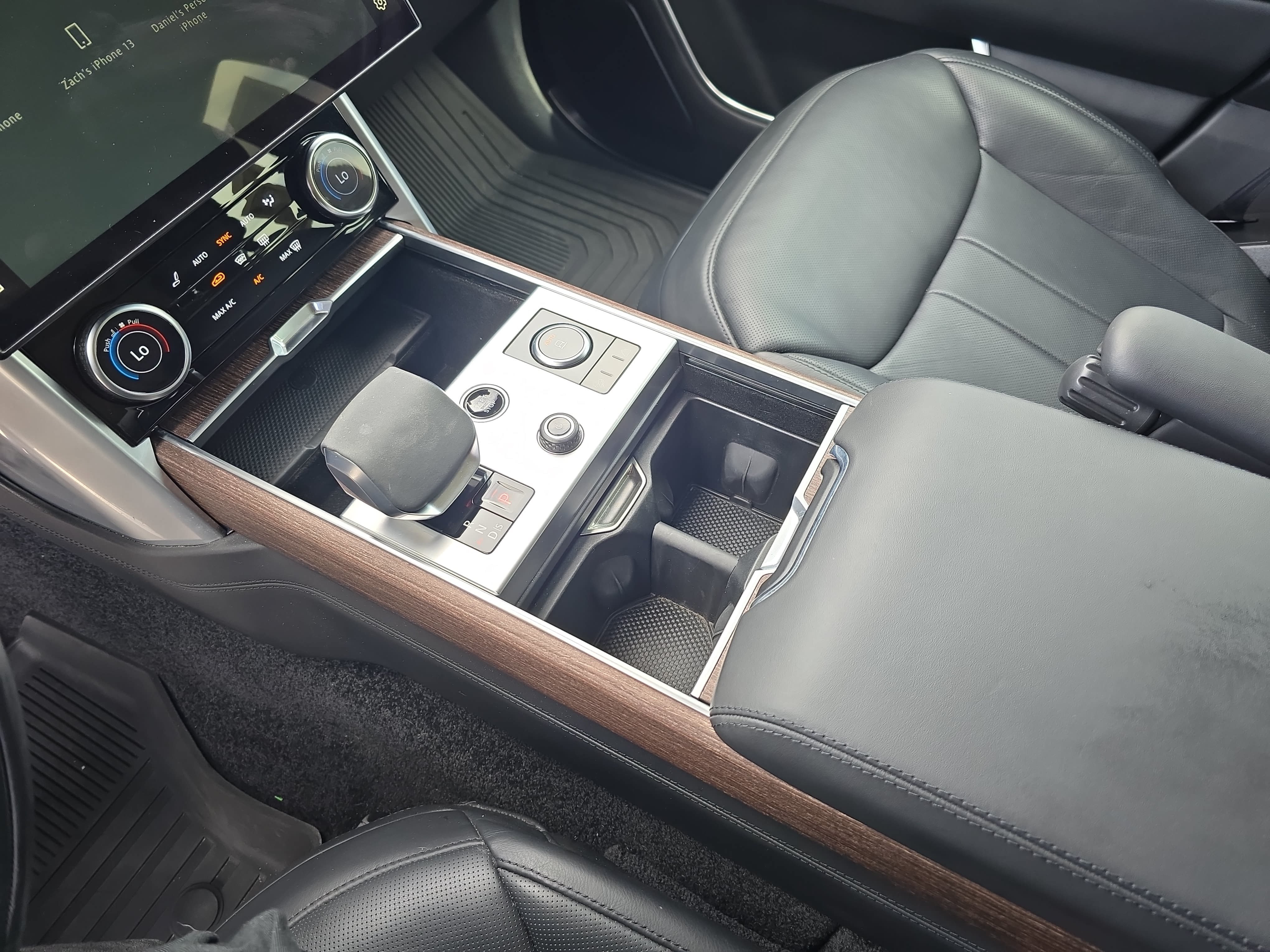 Certified 2023 Land Rover Range Rover SE AWD/4WD image 27