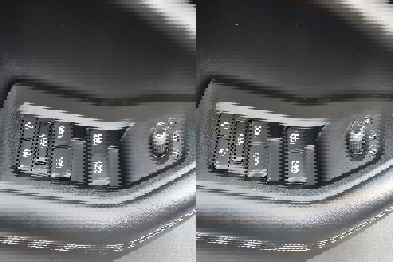 Used 2021 Jeep Grand Cherokee L Limited image 27