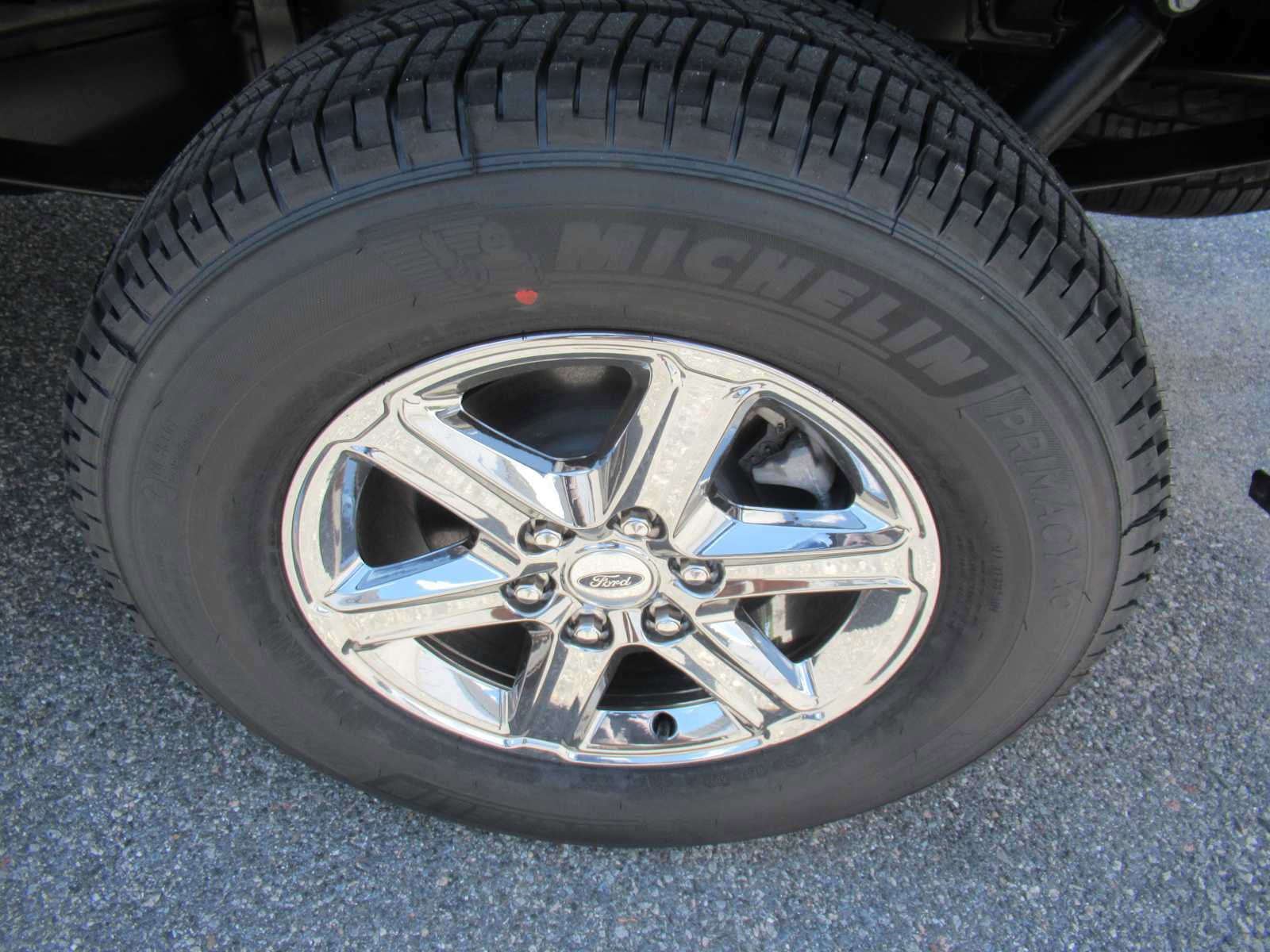 New 2025 Ford F150 XLT w/ Equipment Group 302A MID image 9