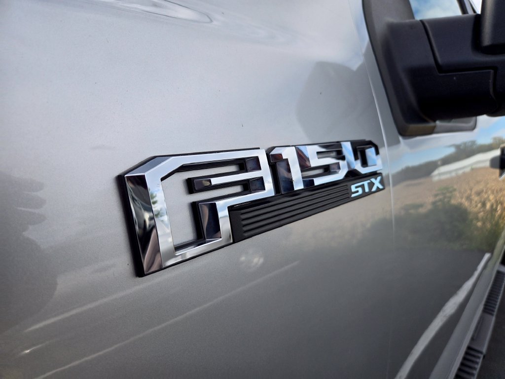 Used 2019 Ford F150 XL w/ Equipment Group 101A Mid AWD/4WD image 4