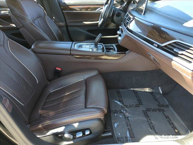 Used 2021 BMW 745e xDrive w/ Premium Package image 21