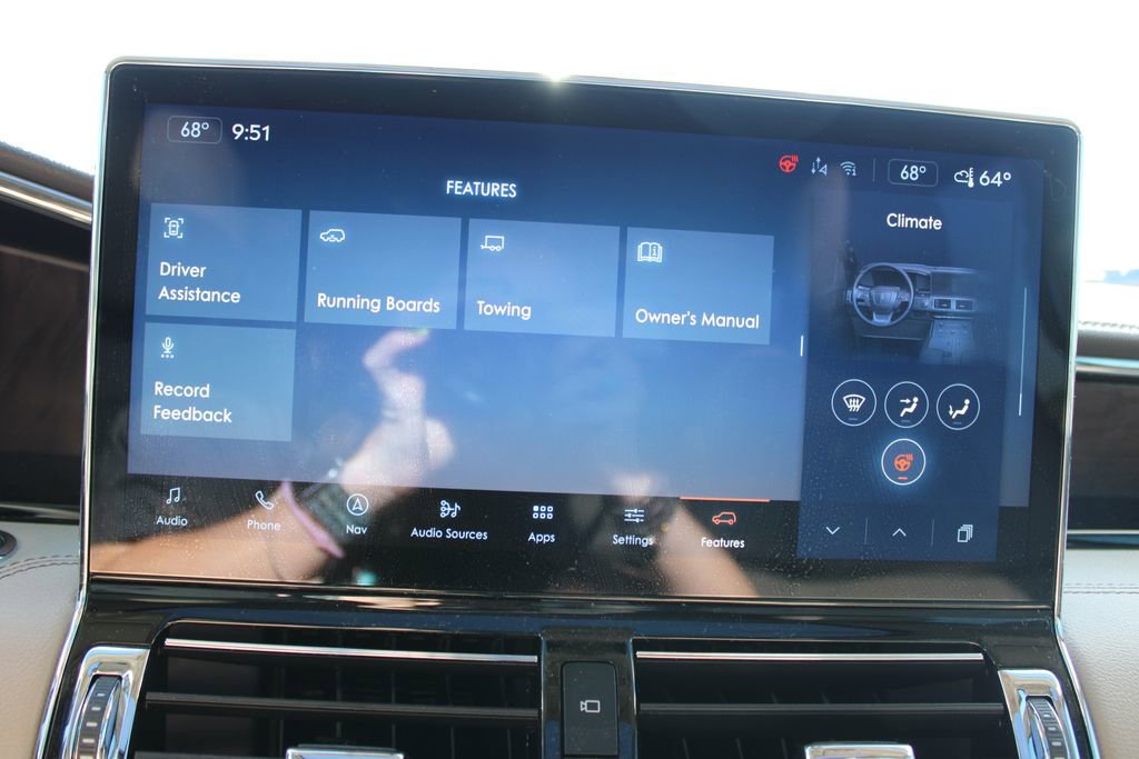 Used 2023 Lincoln Navigator Reserve image 38