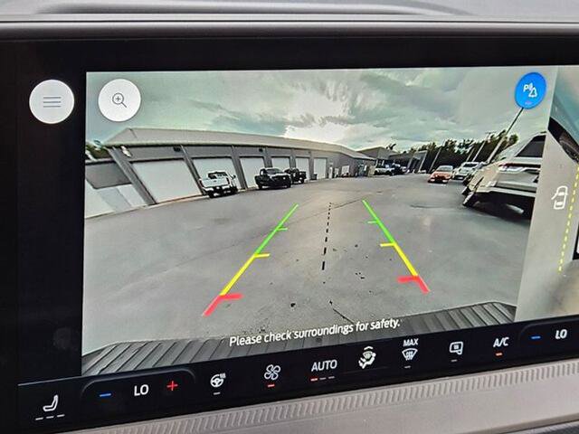 New 2025 Ford Maverick Lariat w/ Black Appearance Package image 57