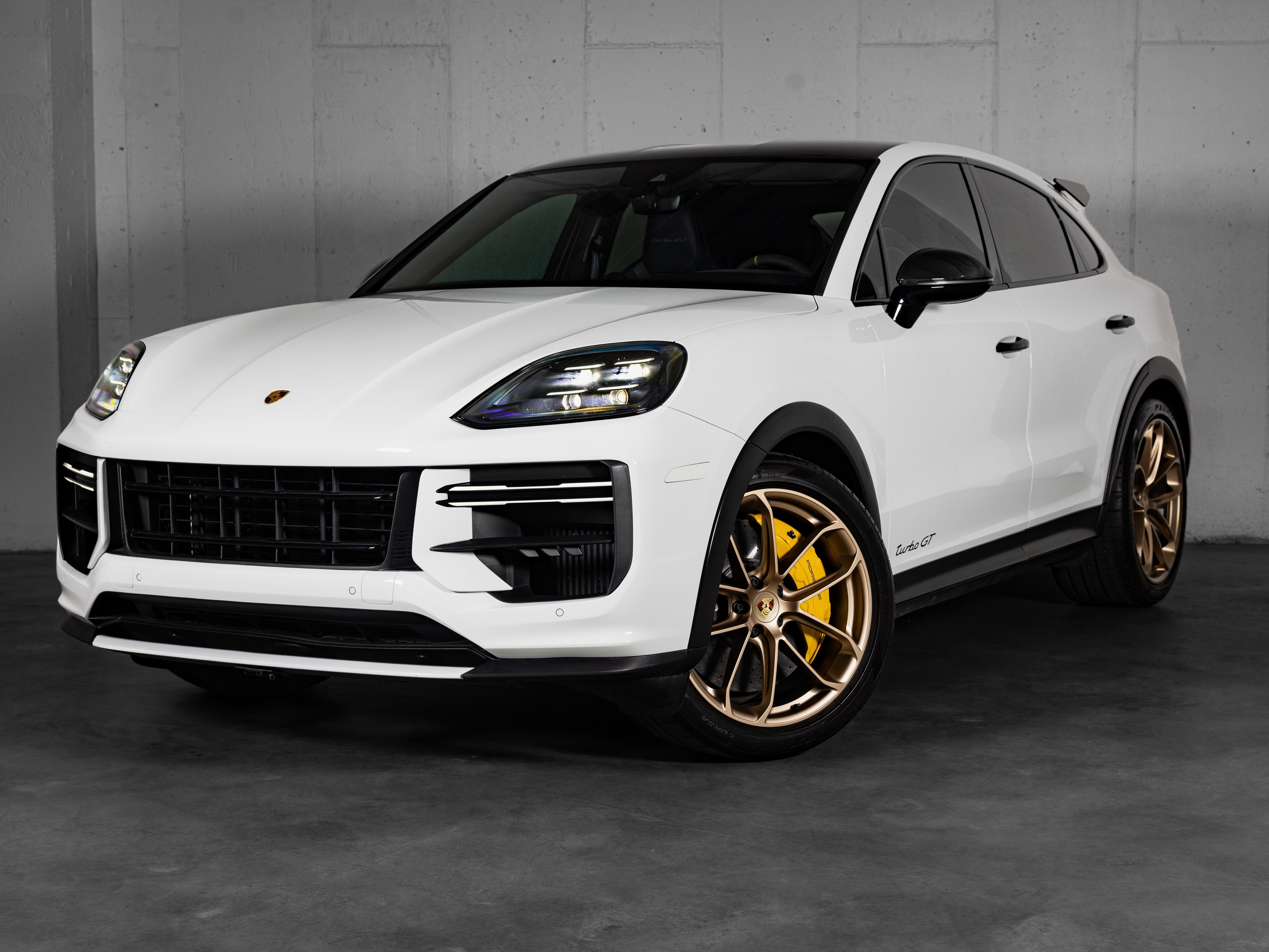 Certified 2024 Porsche Cayenne Turbo GT AWD/4WD image 1