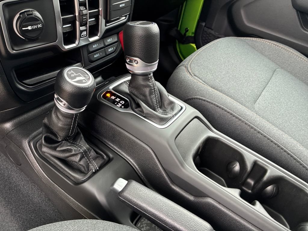 New 2026 Jeep Gladiator Sport AWD/4WD image 24