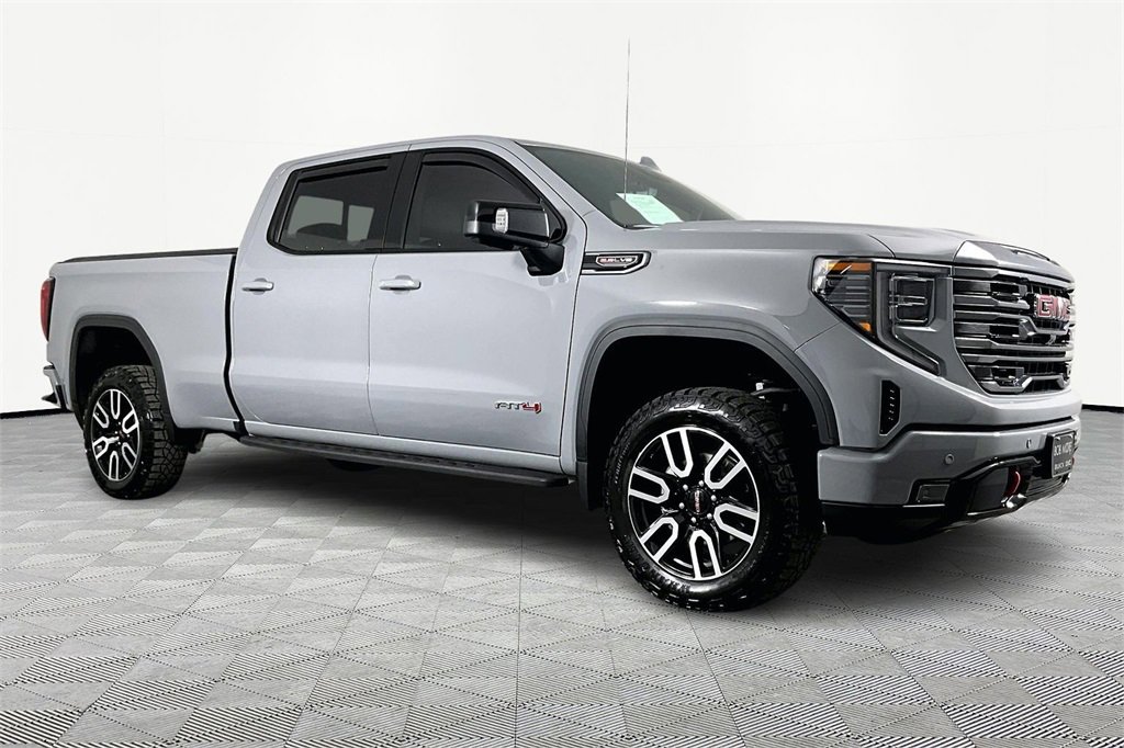 Used 2024 GMC Sierra 1500 AT4 w/ Technology Package image 3