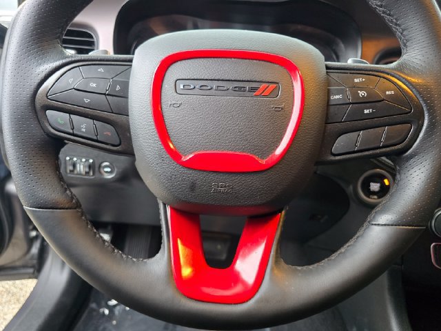 Used 2022 Dodge Charger R/T w/ Plus Group RWD image 39
