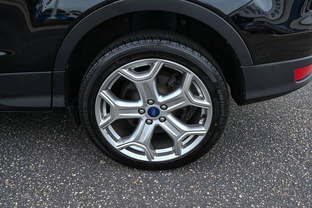 Used 2019 Ford Escape Titanium AWD/4WD image 13