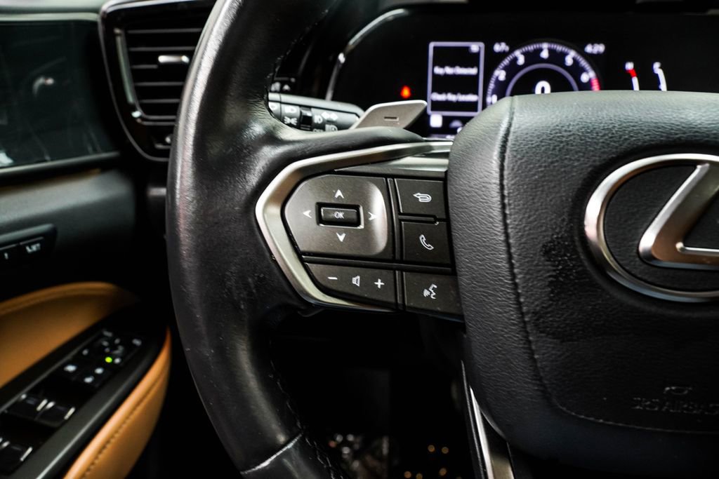 Used 2022 Lexus NX 350 AWD image 39