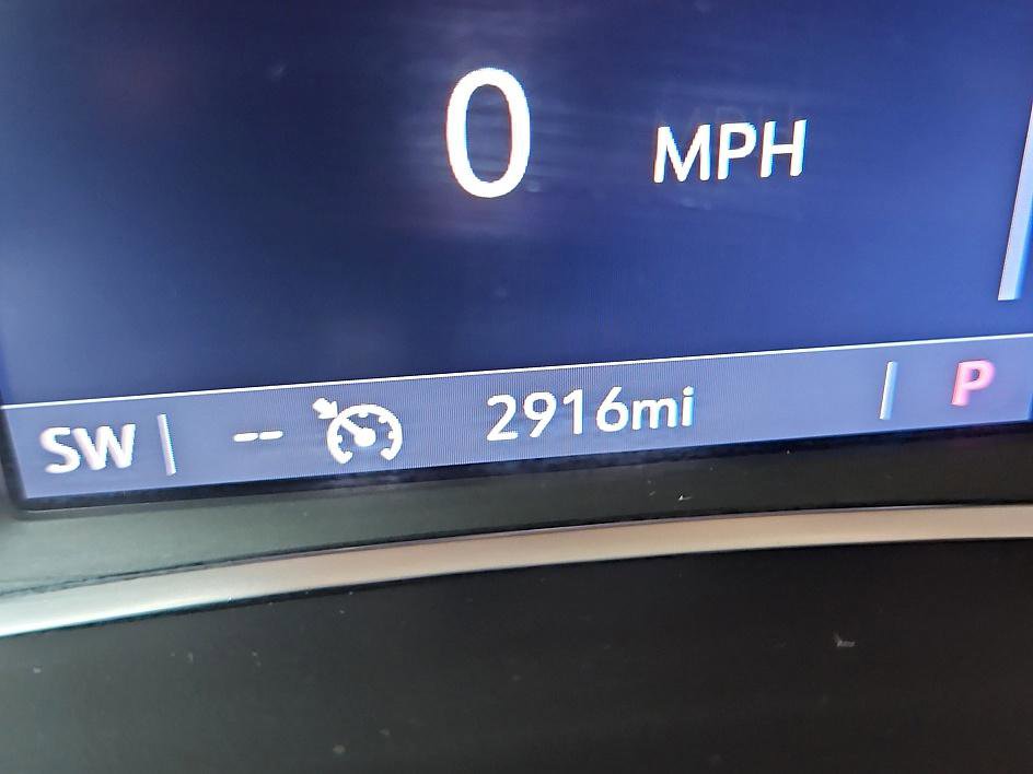 New 2025 Chevrolet Blazer LT w/ Midnight/Sport Edition image 21