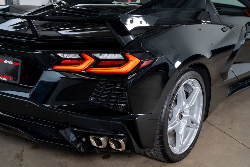 Used 2023 Chevrolet Corvette Stingray Premium Conv w/ Z51 Performance Package RWD image 13