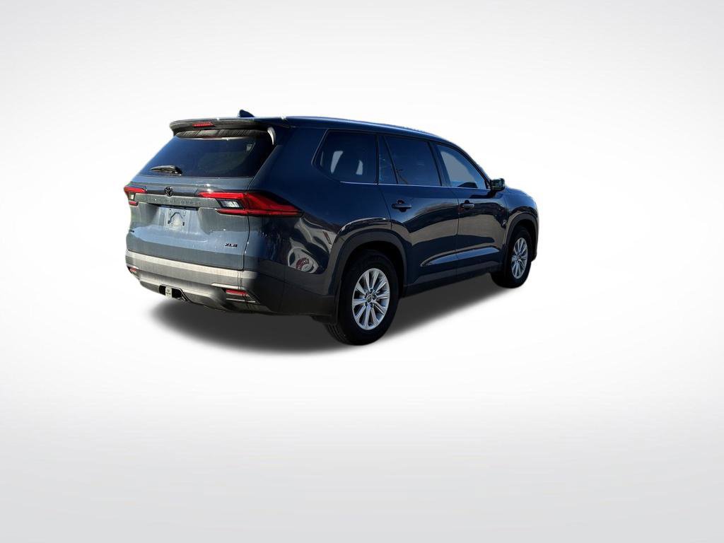 Used 2024 Toyota Grand Highlander AWD image 5