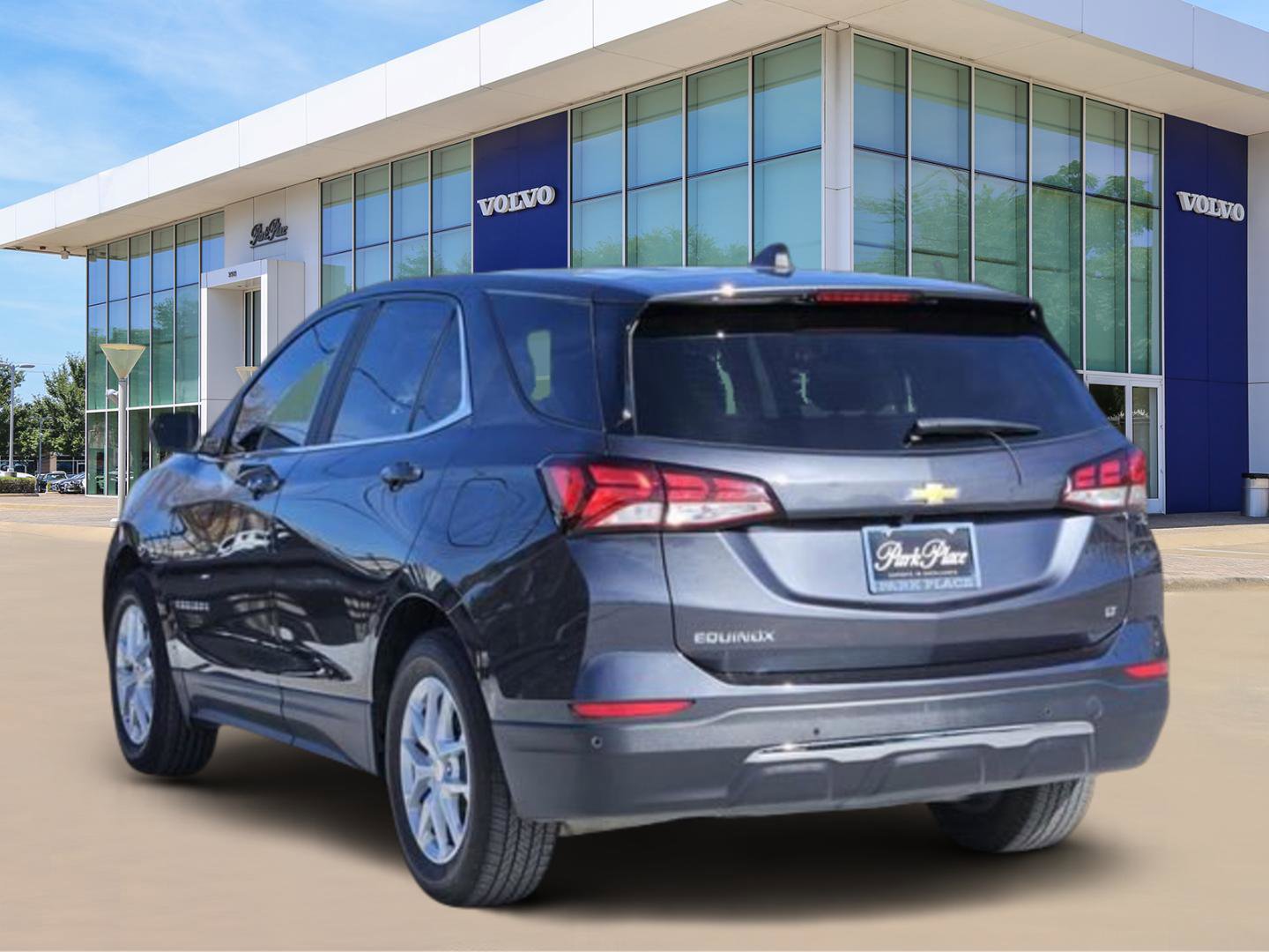 Used 2022 Chevrolet Equinox LT image 4